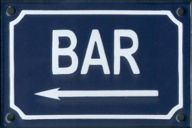 Bar <--