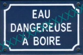 Eau dangereuse à boire