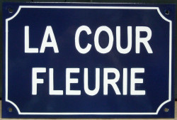 Plaque de rue emaillée (20x30cm) ARIAL MAJUSCULES